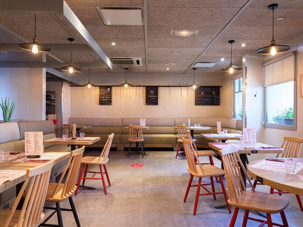 南普瓦捷宜必思酒店 餐厅 照片